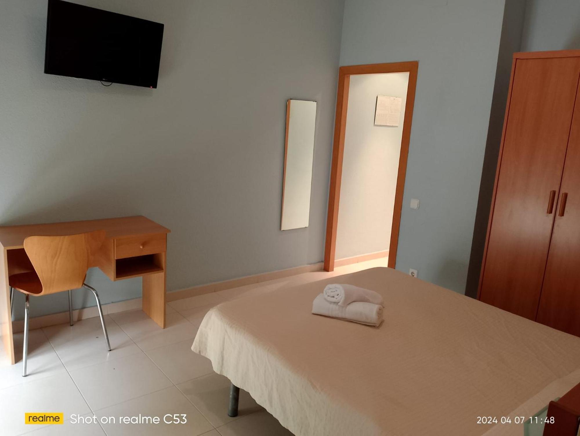 Hotel Sant Jordi セグル・デ・カラフェル エクステリア 写真