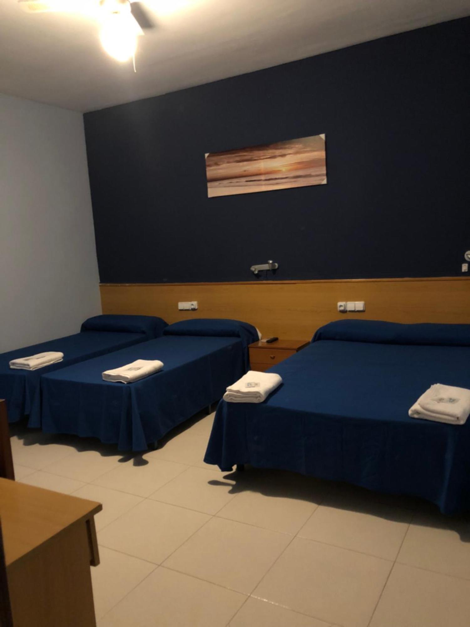 Hotel Sant Jordi セグル・デ・カラフェル エクステリア 写真