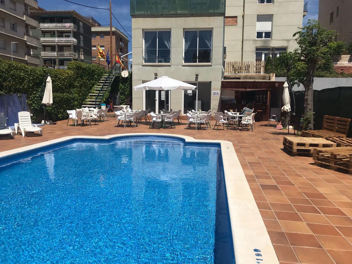 Hotel Sant Jordi セグル・デ・カラフェル エクステリア 写真